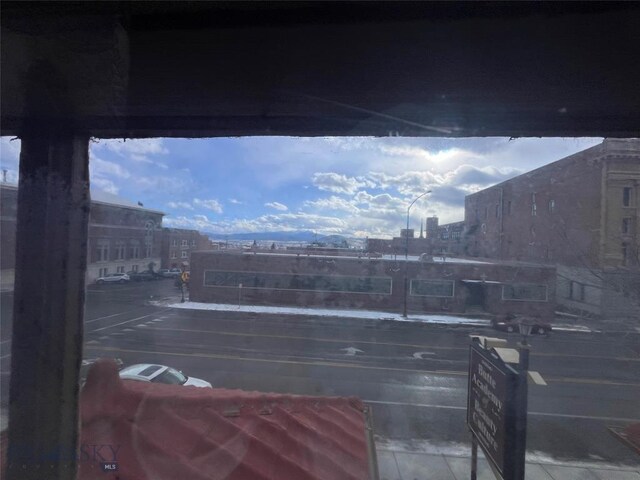 303 W Park St, Butte, MT 59701 - view of patio