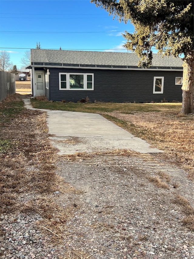 view of front of property