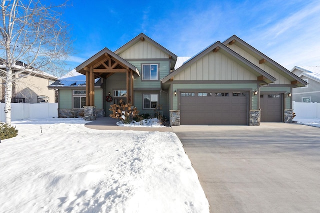 craftsman house with a garage