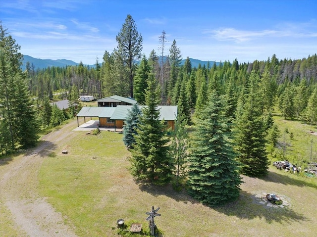 drone / aerial view featuring a mountain view