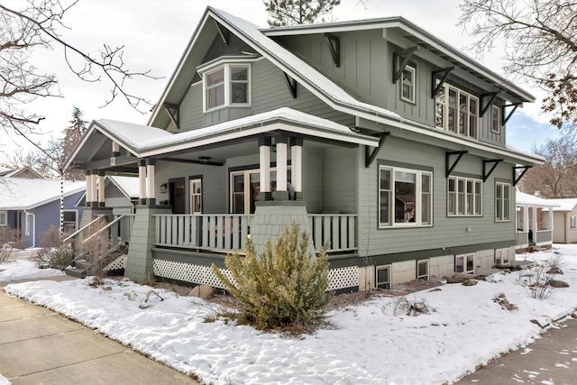 view of front of home with covered porch