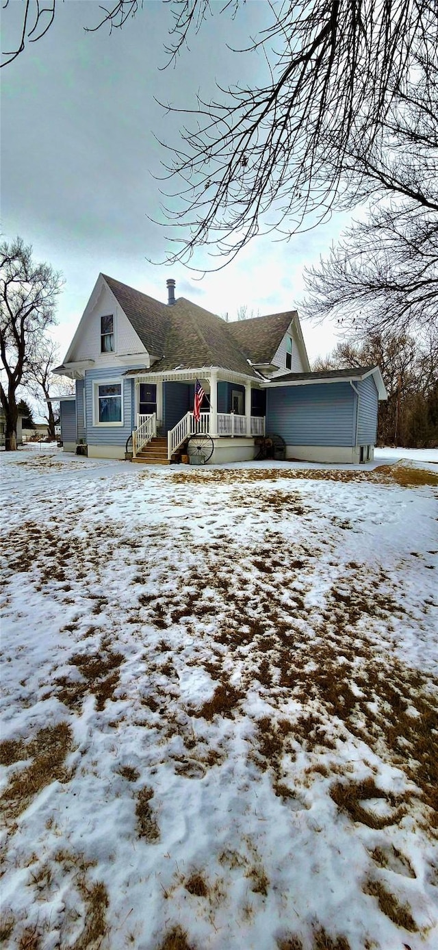 view of front of house