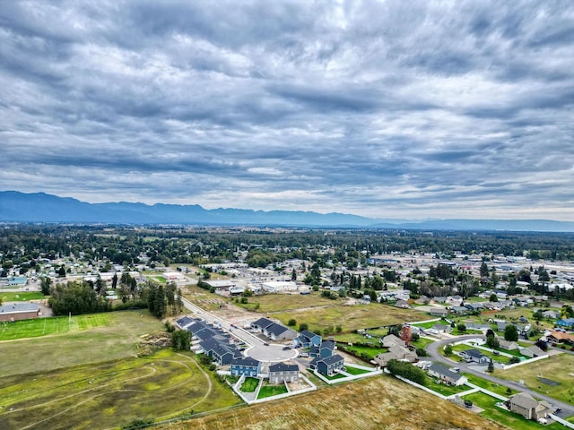 bird's eye view with a mountain view