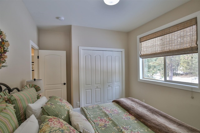 bedroom with a closet