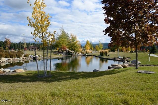 view of water feature