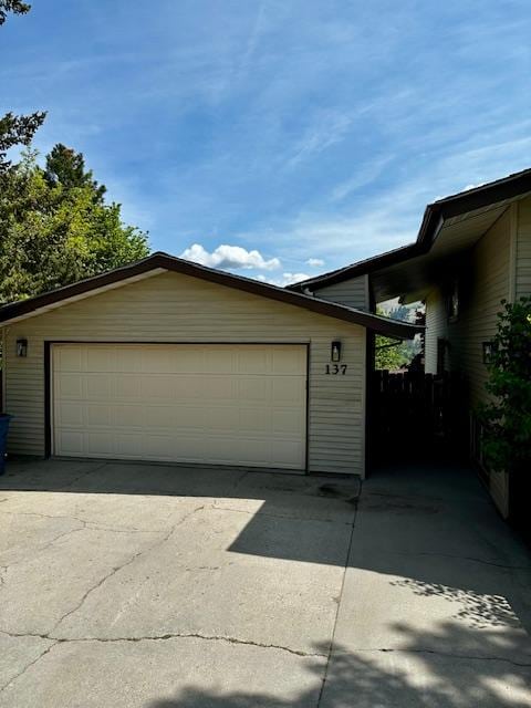 137 Cascade St, Lolo, MT 59847 - view of detached garage