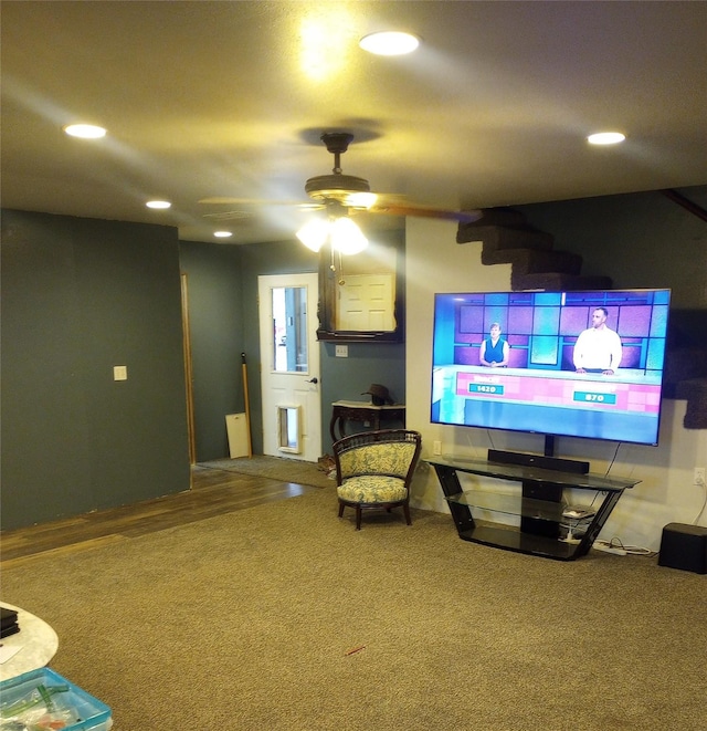 living room featuring ceiling fan