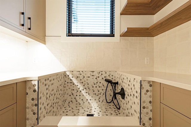 interior details featuring backsplash