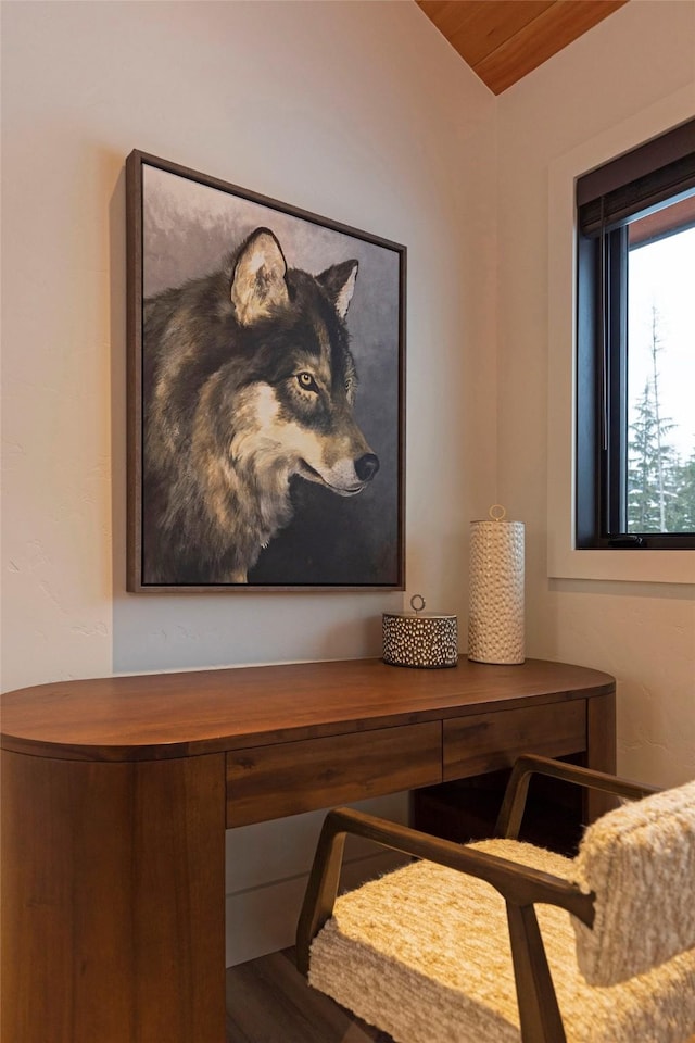 3900 Foothill Rd, Kalispell, MT 59901 - detailed view of a desk