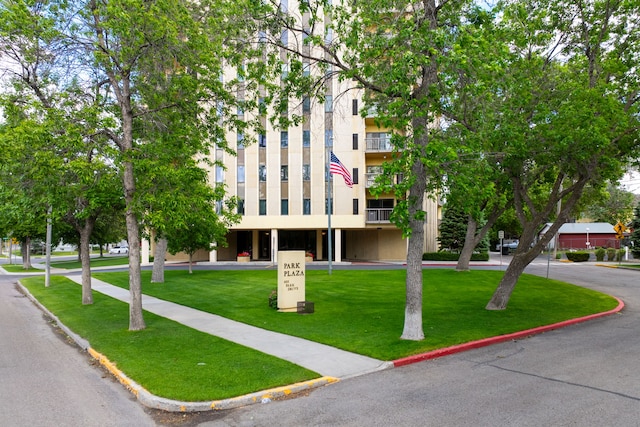 view of building exterior