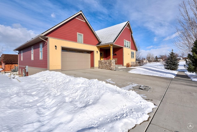 view of front of property featuring a garage