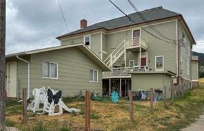 view of back of property