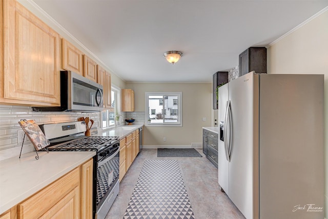 kitchen featuring sink, crown molding, stainless steel appliances, decorative backsplash, and light brown cabinets