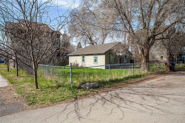 view of home's exterior