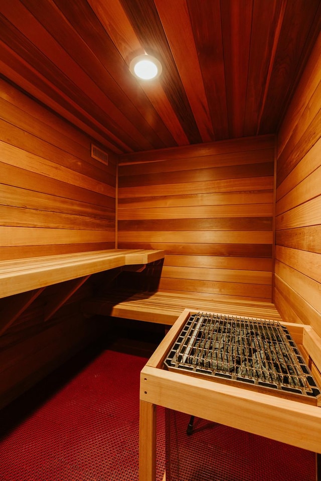 view of sauna / steam room