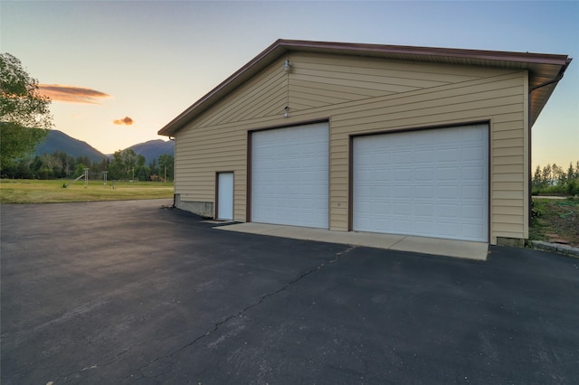 4901 Hoblitt Ln S, Florence, MT 59833 - detached garage featuring a mountain view