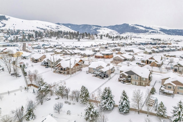 property view of mountains with a residential view