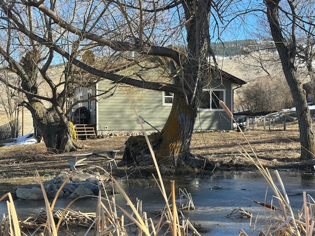 view of home's exterior