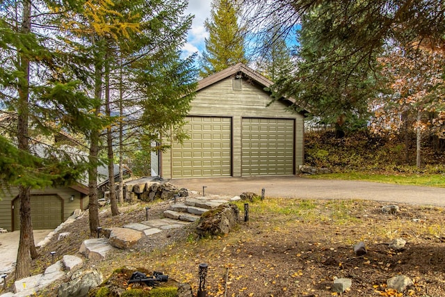 view of detached garage