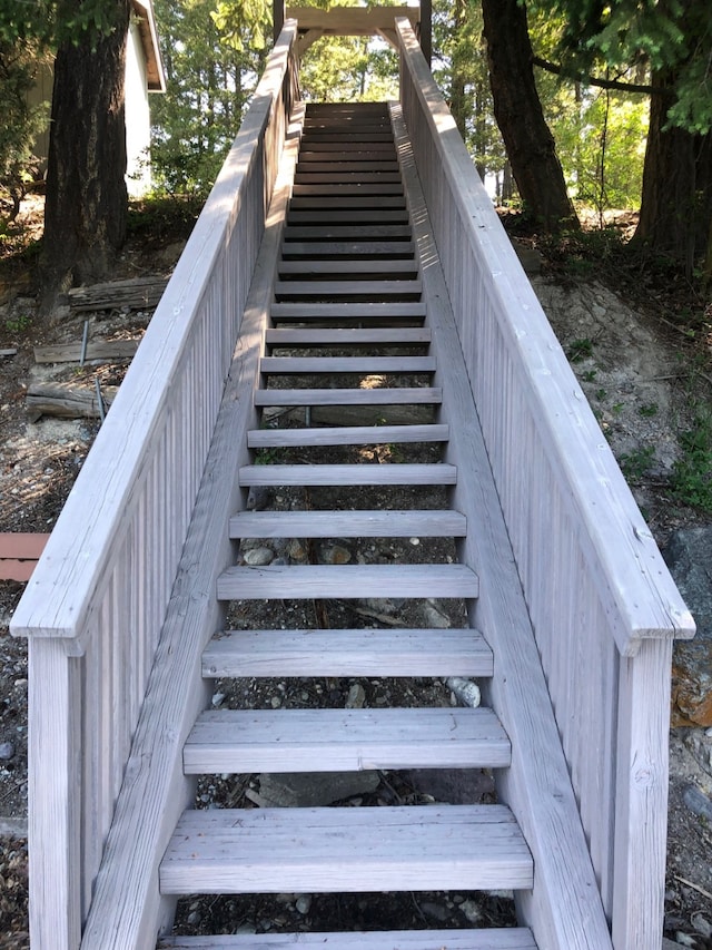 935 Pack Rat Ln, Whitefish, MT 59937 - view of stairway