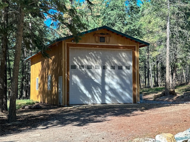 view of detached garage