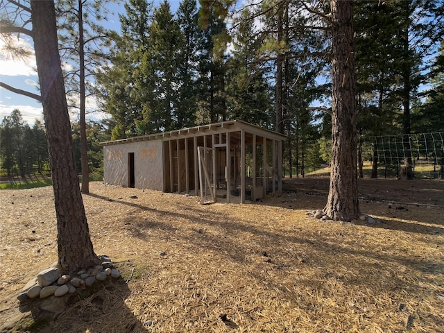 view of outbuilding featuring an outbuilding