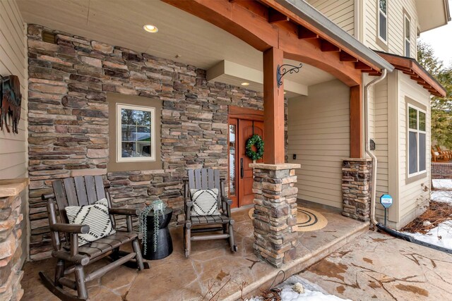 view of patio / terrace with covered porch