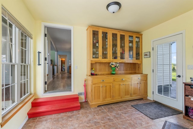 245 Olde Rd, Hamilton, MT 59840 - bar featuring light tile patterned flooring and baseboards