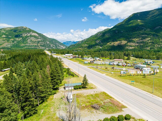 7386 US Highway 2 E, Columbia Falls, MT 59912