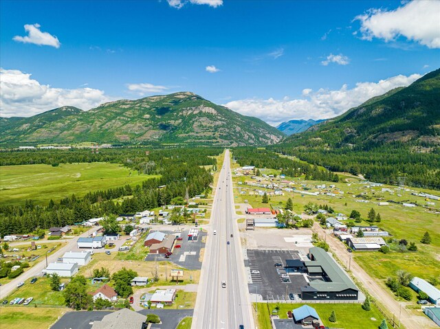 7386 US Highway 2 E, Columbia Falls, MT 59912