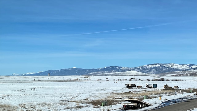 view of mountain feature