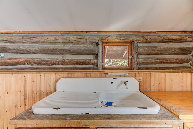 room details featuring log walls