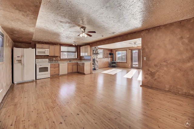3 Paradise Ridge Rd, Clancy, MT 59634 - kitchen featuring white appliances, a ceiling fan, light wood-style floors, and open floor plan