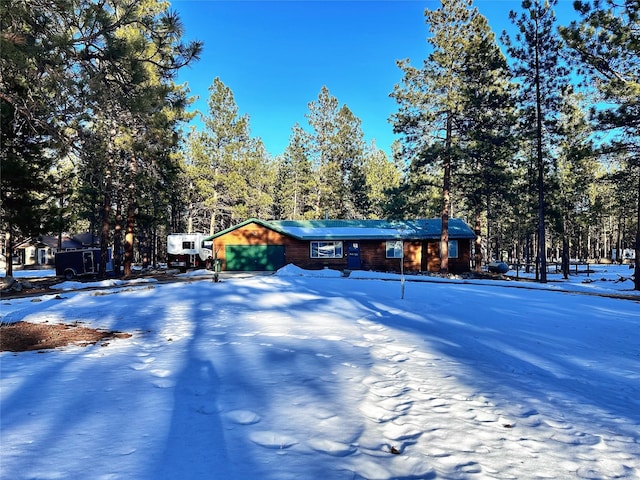 view of front of property