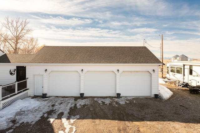 view of detached garage