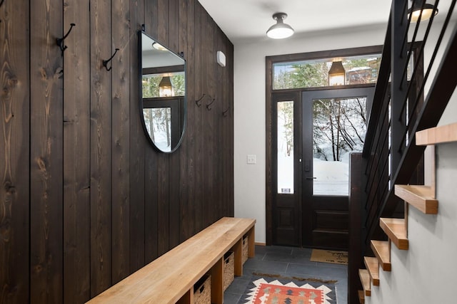 entryway featuring a healthy amount of sunlight