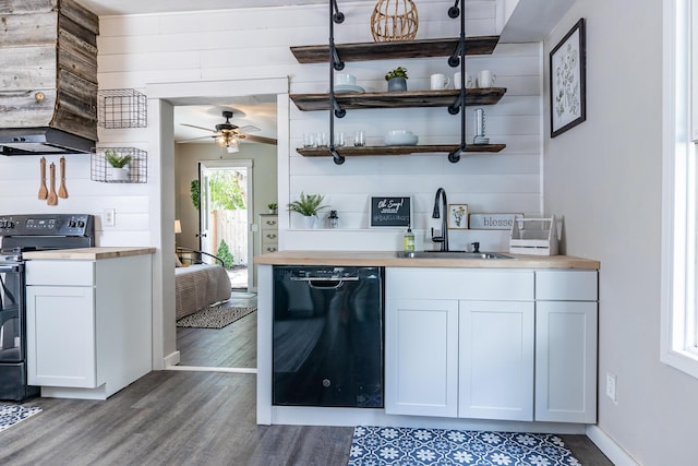 14 S Davis St, Helena, MT 59601 - interior space featuring electric range, wood finished floors, a sink, a ceiling fan, and dishwasher