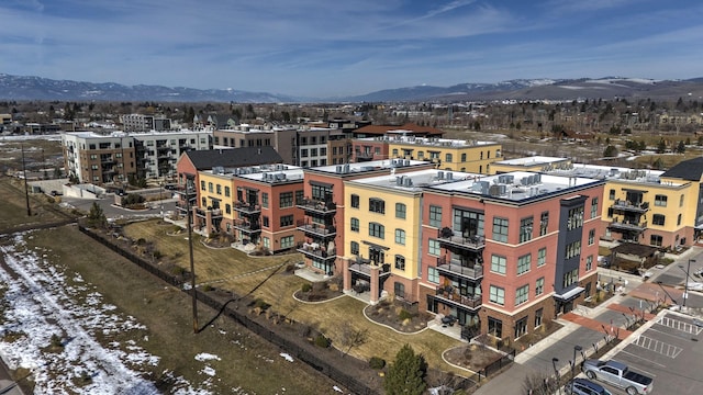 bird's eye view featuring a mountain view