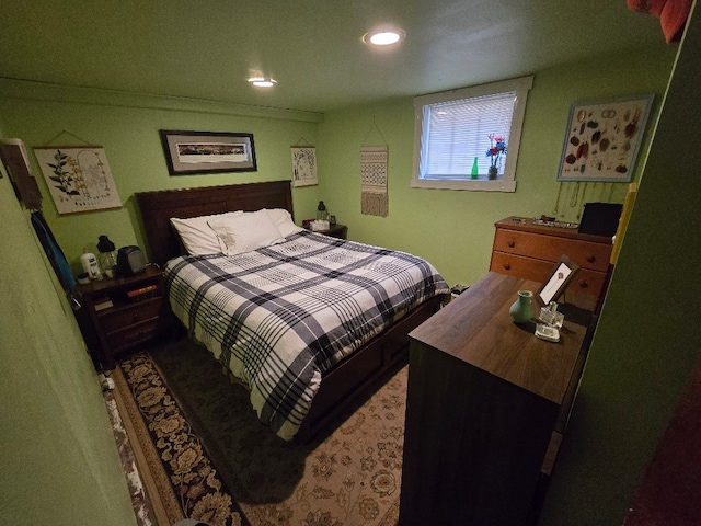 bedroom featuring carpet and recessed lighting