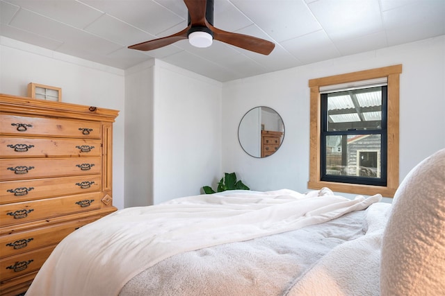 bedroom with a ceiling fan