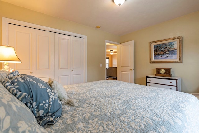 bedroom featuring a closet