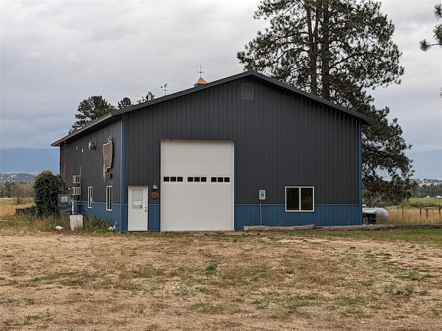 view of detached garage