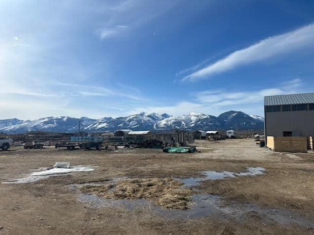 property view of mountains