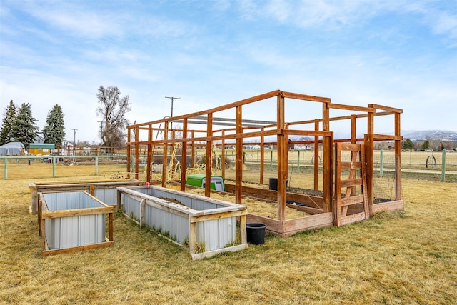 exterior space featuring a lawn