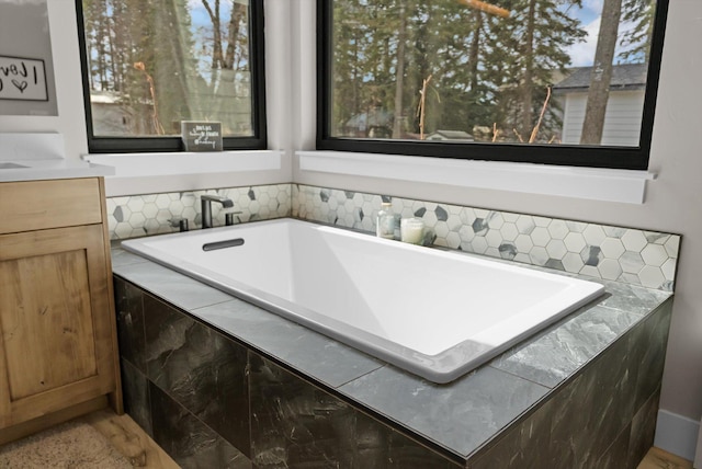 bathroom featuring a bathing tub