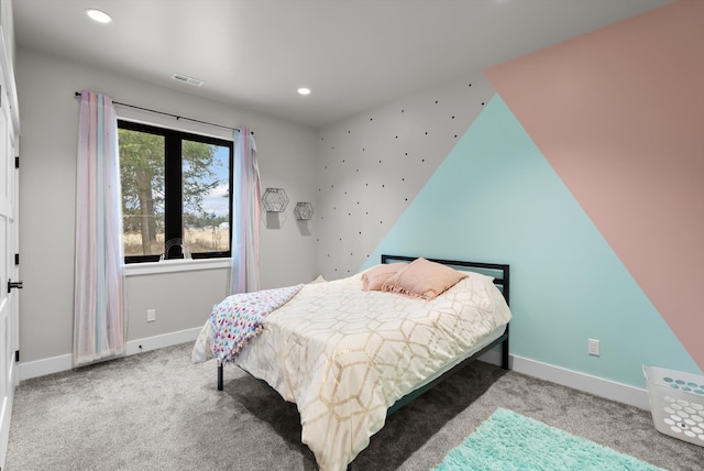 bedroom with recessed lighting, visible vents, carpet flooring, and baseboards