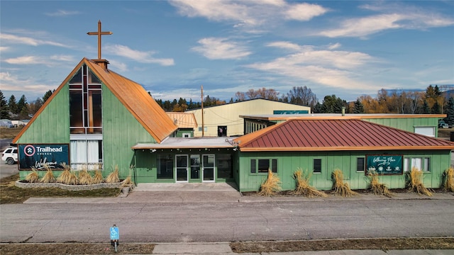 view of building exterior