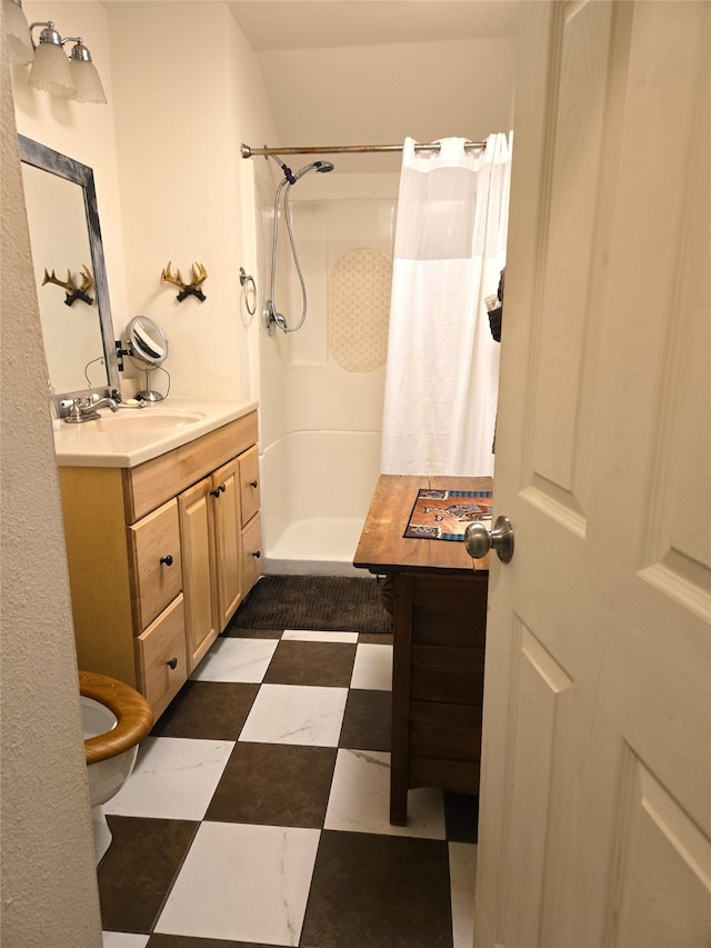 full bath with tile patterned floors, toilet, a shower with shower curtain, and vanity