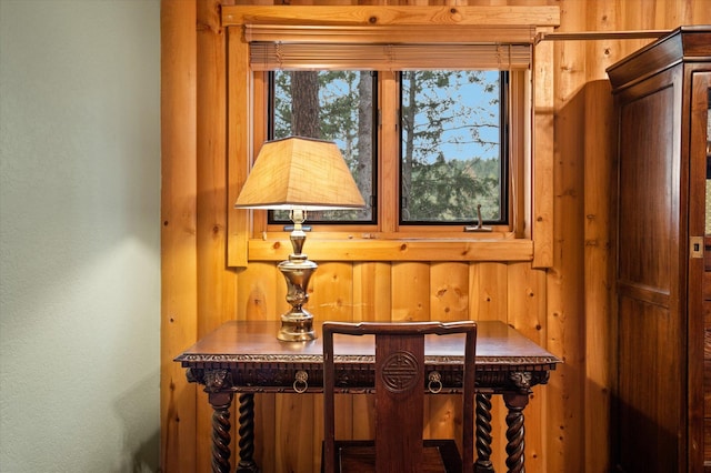 32 Peaceful Ct, Bigfork, MT 59911 - detailed view of wood walls