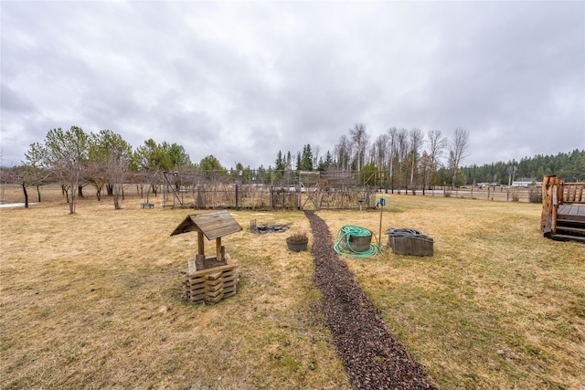 view of yard featuring fence